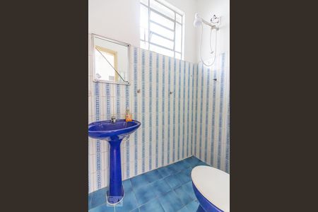 Casa à venda com 800m², 4 quartos e 3 vagasBanheiro 