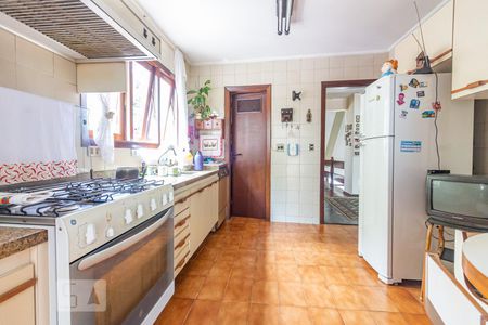 Cozinha de casa à venda com 4 quartos, 800m² em Jaguaré, São Paulo