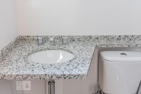 Pia do Banheiro de kitnet/studio à venda com 1 quarto, 57m² em República, São Paulo