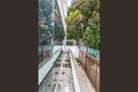 Varanda da Sala 1 de casa para alugar com 4 quartos, 300m² em Sion, Belo Horizonte