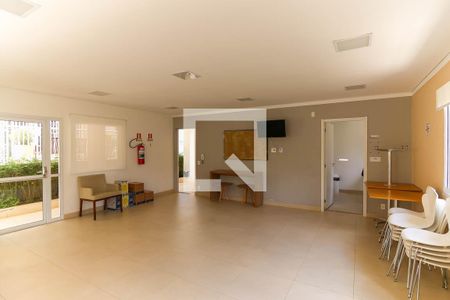 Apartamento à venda com 42m², 2 quartos e sem vagaÁrea comum - Salão de festas