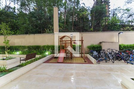 Apartamento à venda com 42m², 2 quartos e sem vagaÁrea comum - Playground