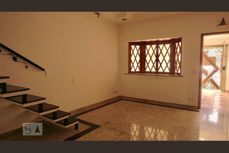 Sala de casa à venda com 3 quartos, 250m² em Jardim Paraventi, Guarulhos