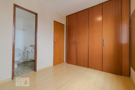 Apartamento para alugar com 73m², 3 quartos e sem vagaSuíte