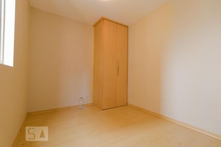 Apartamento para alugar com 73m², 3 quartos e sem vagaQuarto 02