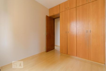 Quarto 01 de apartamento para alugar com 3 quartos, 73m² em Jardim Brasil, Campinas