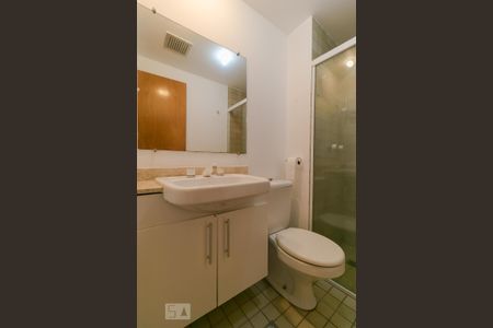 Apartamento para alugar com 73m², 3 quartos e sem vagaBanheiro