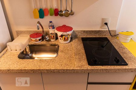 Cozinha de kitnet/studio à venda com 1 quarto, 22m² em Consolação, São Paulo