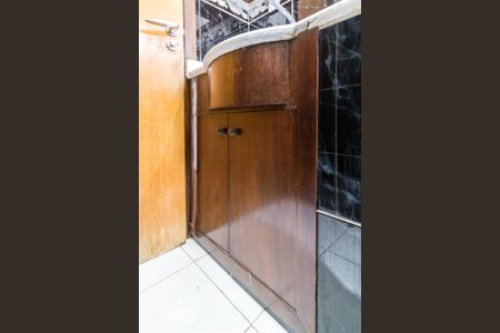 Apartamento para alugar com 65m², 2 quartos e 1 vaga Apartamento para alugar com 65m², 2 quartos e 1 vagaBanheiro - Armário