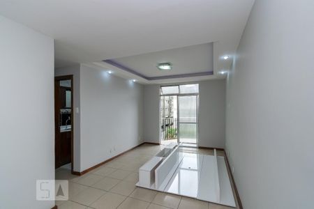 Apartamento para alugar com 65m², 2 quartos e 1 vaga Apartamento para alugar com 65m², 2 quartos e 1 vagaSala