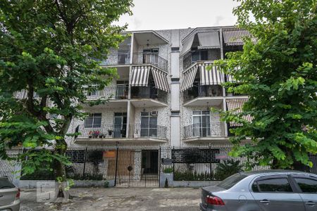 Apartamento para alugar com 65m², 2 quartos e 1 vaga Apartamento para alugar com 65m², 2 quartos e 1 vagaFachada do Prédio