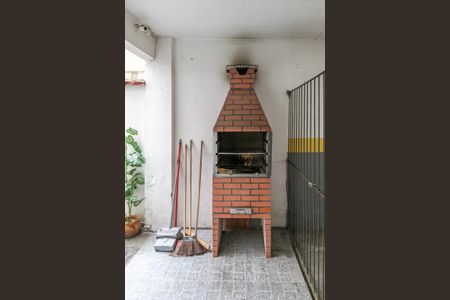 Apartamento para alugar com 65m², 2 quartos e 1 vaga Apartamento para alugar com 65m², 2 quartos e 1 vagaÁrea comum - Churrasqueira