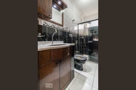 Apartamento para alugar com 65m², 2 quartos e 1 vaga Apartamento para alugar com 65m², 2 quartos e 1 vagaBanheiro