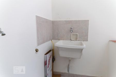 Casa para alugar com 70m², 2 quartos e sem vagaÁrea de Serviço