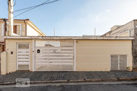 Casa de condomínio à venda com 90m², 2 quartos e 1 vagaFachada