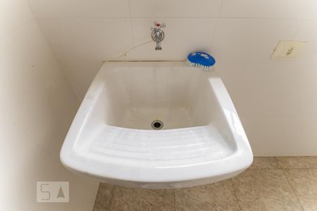 Apartamento à venda com 80m², 2 quartos e sem vaga Apartamento à venda com 80m², 2 quartos e sem vagaÁrea de serviço
