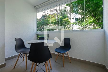 Studio - Varanda de kitnet/studio para alugar com 1 quarto, 26m² em Vila Madalena, São Paulo