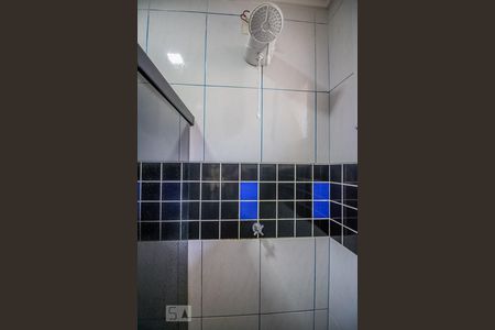 Chuveiro da Suíte de apartamento para alugar com 2 quartos, 72m² em Santa Efigênia, São Paulo
