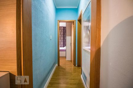 Corredor de apartamento para alugar com 2 quartos, 72m² em Santa Efigênia, São Paulo