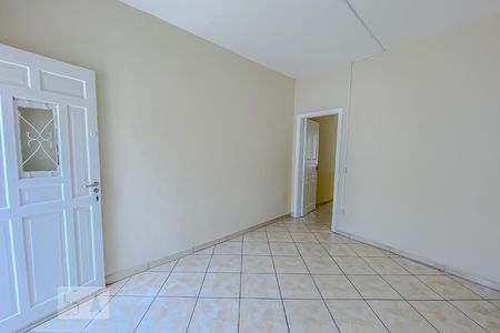 Casa de condomínio para alugar com 60m², 1 quarto e sem vagaSala