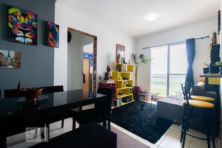Sala de apartamento para alugar com 2 quartos, 50m² em Taguatinga Norte (taguatinga), Brasília