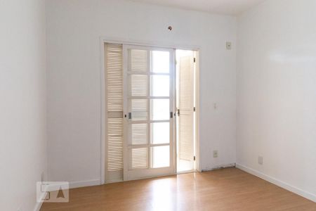 Sala 2 de casa à venda com 3 quartos, 140m² em Jardim Itu Sabará, Porto Alegre