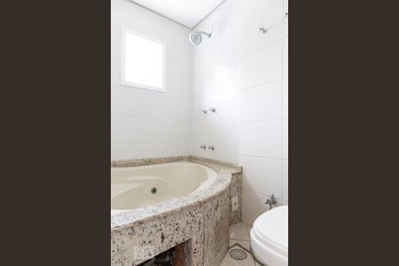 Suíte do Banheiro de casa à venda com 3 quartos, 140m² em Jardim Itu Sabará, Porto Alegre