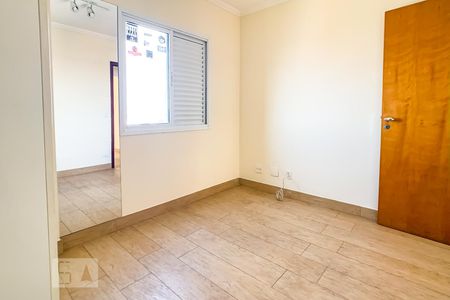 Quarto 2 de apartamento para alugar com 3 quartos, 80m² em Jardim Flor da Montanha, Guarulhos