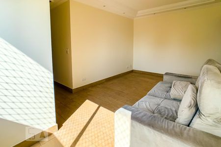 Sala de apartamento para alugar com 3 quartos, 80m² em Jardim Flor da Montanha, Guarulhos