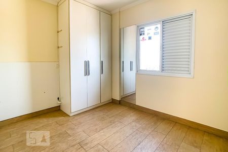 Quarto 2 de apartamento para alugar com 3 quartos, 80m² em Jardim Flor da Montanha, Guarulhos