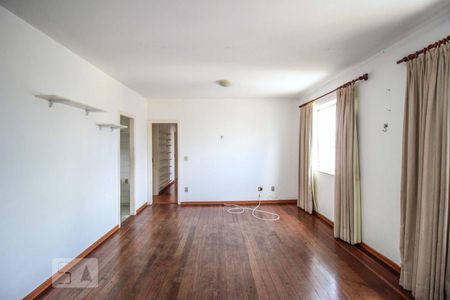 Sala de apartamento para alugar com 3 quartos, 100m² em Serra, Belo Horizonte