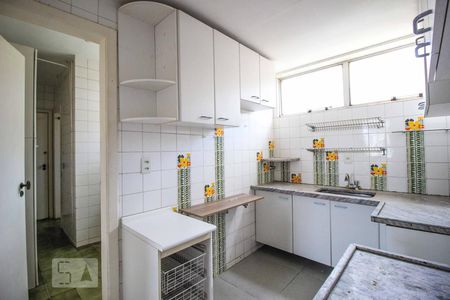 Apartamento para alugar com 100m², 3 quartos e 1 vaga Apartamento para alugar com 100m², 3 quartos e 1 vagaCozinha