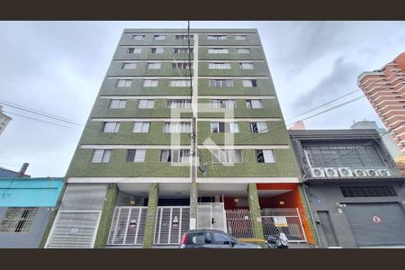 Apartamento à venda com 102m², 2 quartos e 1 vaga Apartamento à venda com 102m², 2 quartos e 1 vagaFachada e portaria