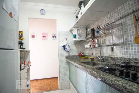cozinha de apartamento para alugar com 3 quartos, 70m² em Jardim Indianópolis, Campinas