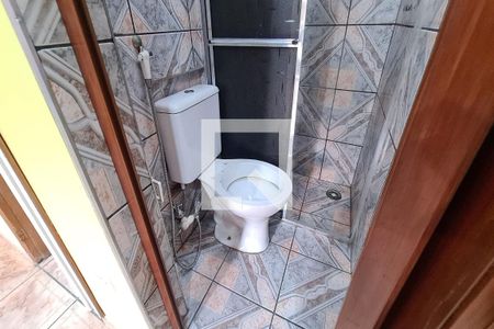 Banheiro do Quarto 1 de casa para alugar com 3 quartos, 135m² em Jardim Tietê, São Paulo