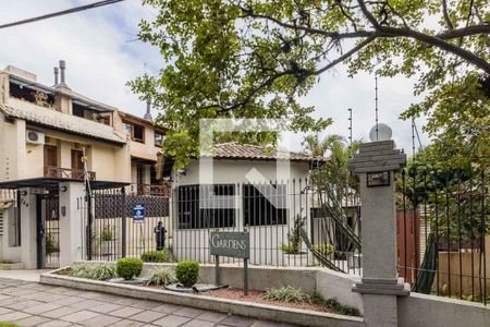 Casa de condomínio à venda com 197m², 3 quartos e 2 vagasFachada