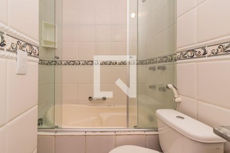 Casa de condomínio à venda com 197m², 3 quartos e 2 vagasBanheiro do Quarto 1