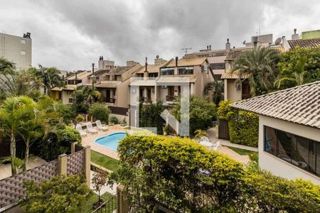 Casa de condomínio à venda com 197m², 3 quartos e 2 vagasVista