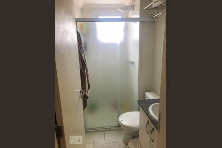 Banheiro de apartamento para alugar com 2 quartos, 49m² em Vila Industrial, Campinas
