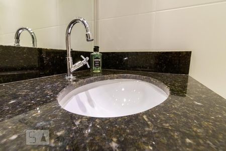 Studio para alugar com 28m², 1 quarto e 1 vagaDetalhe do Banheiro