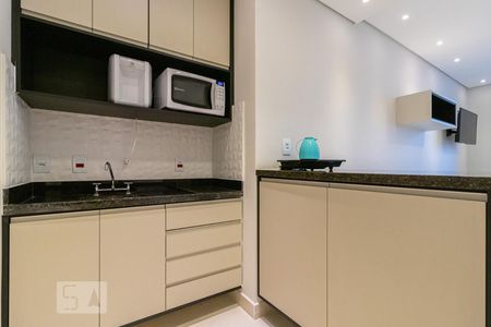 Cozinha de kitnet/studio para alugar com 1 quarto, 28m² em Bethaville I, Barueri