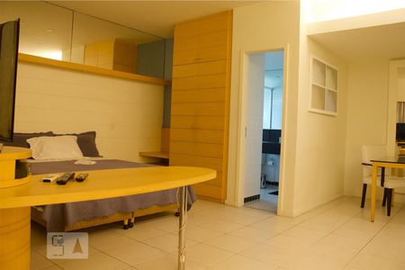 Quarto Suíte de apartamento à venda com 2 quartos, 77m² em Barra da Tijuca, Rio de Janeiro