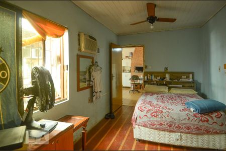 Casa à venda com 70m², 1 quarto e 6 vagas Casa à venda com 70m², 1 quarto e 6 vagasQuarto