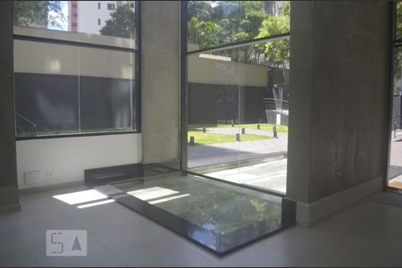 Hall de apartamento para alugar com 1 quarto, 60m² em Vila Andrade, São Paulo
