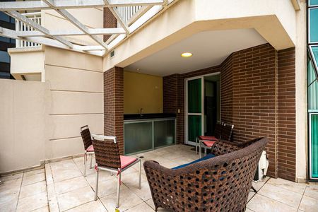 Apartamento à venda com 132m², 1 quarto e 1 vagaVaranda