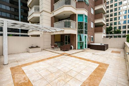 Apartamento à venda com 132m², 1 quarto e 1 vagaVaranda