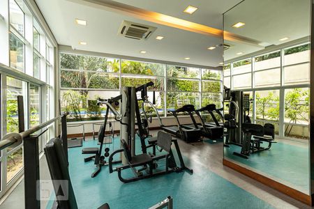 Apartamento à venda com 132m², 1 quarto e 1 vagaAcademia