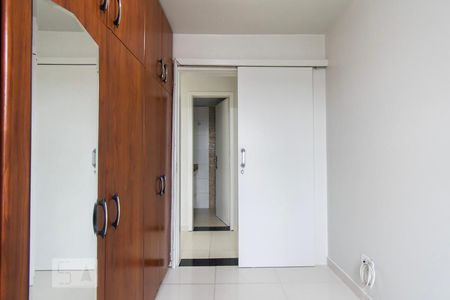 Apartamento para alugar com 47m², 2 quartos e sem vagaQuarto 02