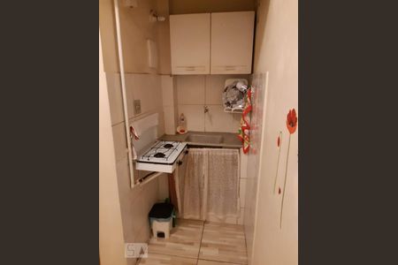 Cozinha de apartamento para alugar com 1 quarto, 33m² em Copacabana, Rio de Janeiro
