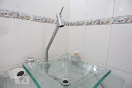 Apartamento para alugar com 65m², 2 quartos e 1 vaga Apartamento para alugar com 65m², 2 quartos e 1 vagaBanheiro